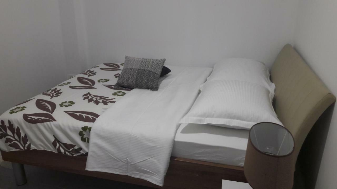Stars Palace - Apartments And Rooms イェゼラ エクステリア 写真